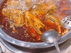-肖肖酸萝卜鱼火锅(总店)