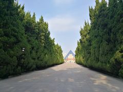 -上海市龙华烈士陵园