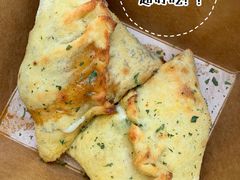 奶酪香脆牛肉灌饼-宅恩特披萨(百汇城店)