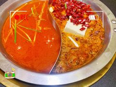 -沸炉重庆老火锅(军事博物馆店)