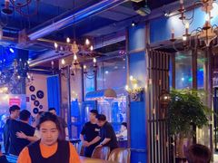 -爱啤精酿·民谣酒馆(滨江店)