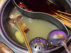 -钢管厂五区小郡肝串串香(蜀都万达店)