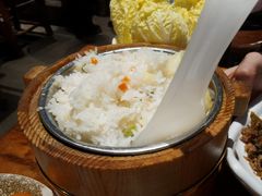 -滇香肴·云南菜蒸汽石锅鱼(云南北路店)