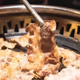 广州地道炭火烤肉，借机熏烤一下浪漫情人节