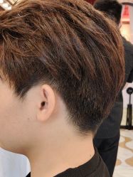 -东方先生国潮男士理发馆
