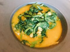 豌豆黄浸豌豆尖-半山腰·云南菜(侨福芳草地店)