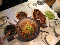 -费大厨辣椒炒肉(高铁吾悦广场店)