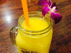 -Dang restaurant (patong phuket)