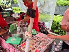 -詹爷爷乌节路街头冰淇淋