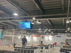 -极限PLAY运动娱乐新世界·团建派对表演休闲馆·室内高空游乐园