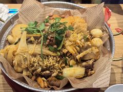 -红渡小香·牛肉麻辣香锅(车站南路店)