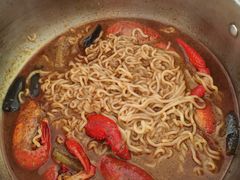 -叶派龙虾•招牌香辣蟹·海鲜(中海国际店)