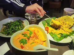 -大头虾越式风味餐厅(光明广场店)