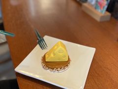 -星巴克(西安曲江银泰店)