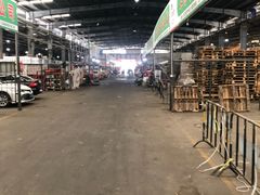 -上海龙吴水胜海发市场