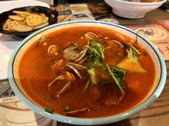 -何记花甲(海岸城旗舰店)