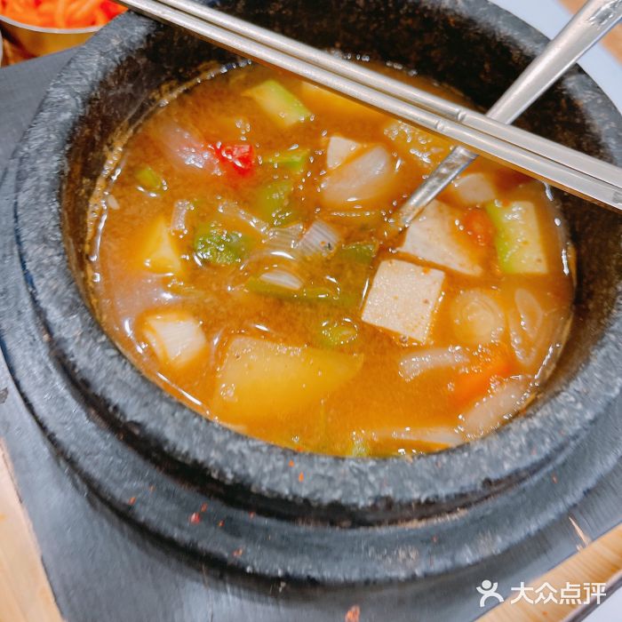 厚有蛋·朝鲜族现压牛肉冷面辣牛肉汤图片