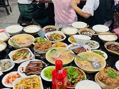 自助取餐区-梯坎豆花