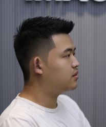 -东方美妍小鹏造型