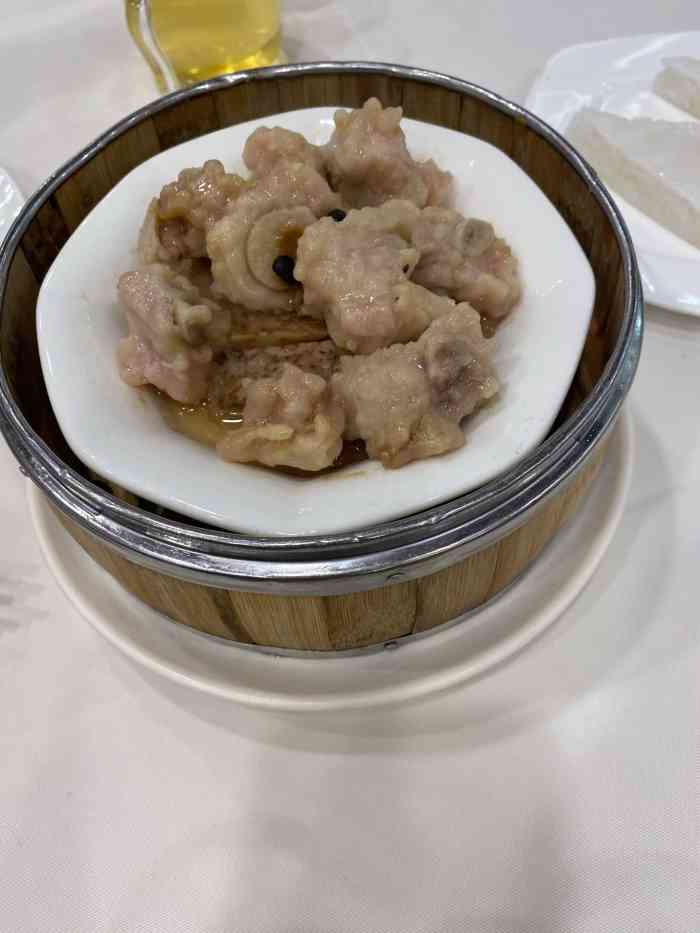 凤凰楼喝早茶是真的不错味道很好服务很好是我经常去的地方