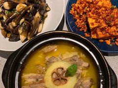 石屏豆腐-半山腰·云南菜(侨福芳草地店)