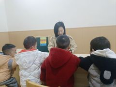 -瑞恩宝感统训练·语言提升·蒙氏托育中心