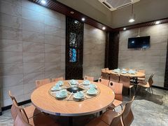 -荣基四海一家·家常菜·海鲜大排档(新安店)