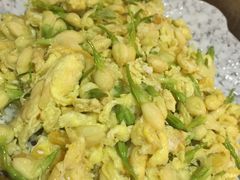-山珍王国·云南野生菌石锅鱼