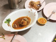 -Kha Mu Charoensang(Silom)