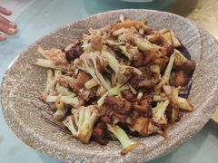 红烧肉烧花菜-金种子大酒店