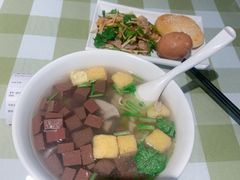 -苓记南京鸭血粉丝.皮肚面(县东巷店)