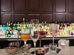 -LONG BAR 廊吧(外滩华尔道夫酒店)