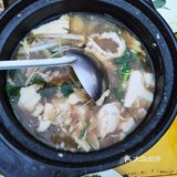 七夕节，我们和朋友一起来到一家烧烤店