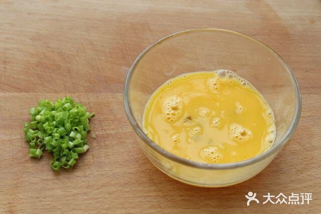 虾仁蛋炒饭