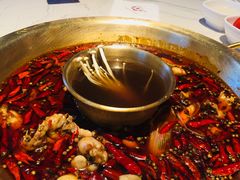 瑶柱菌王锅（鸳鸯）-哥老官重庆美蛙鱼头(宝山龙湖店)