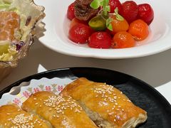 子姜皮蛋叉烧酥-银灯食府(丽丰国际中心店)