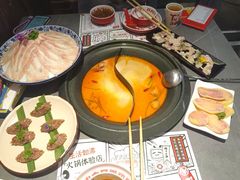 -生活如沸·顺德水牛奶火锅(大学路店)