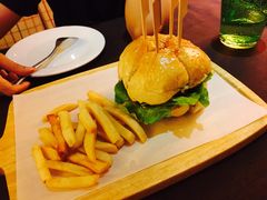 祖母超级至尊汉堡-G+KITCHEN(龙湖狮山天街店)