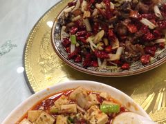 -乡土特色.冷锅鱼.牦牛肉汤锅