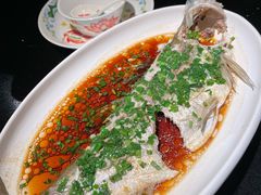 葱油白条鱼-老头儿油爆虾·知味杭州(爱琴海购物中心)