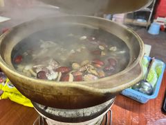 -威邵鸡煲(西华路总店)