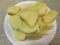 -洞庭洲·防空洞火锅·烧烤·铜锅涮肉(新百广场店)