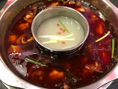 -重庆烧鸡公火锅(簋街店)