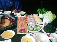 -鼎汇丰重庆老火锅(鞍顺园店)