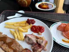 -怡豪大饭店·49楼旋转自助餐厅