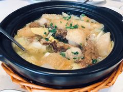 浦东三鲜肉皮砂锅-上海德兴馆(昌里店)