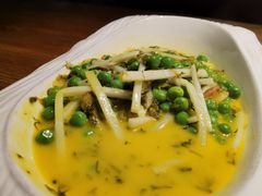 -70后饭吧(府河街店)