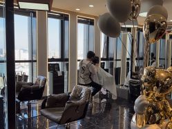 -TOP HAIR SALON