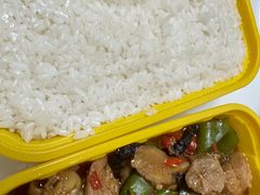 -杨铭宇黄焖鸡米饭(光谷APP广场店)