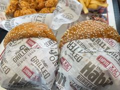 -The Habit Burger Grill 哈比特汉堡(爱琴海店)